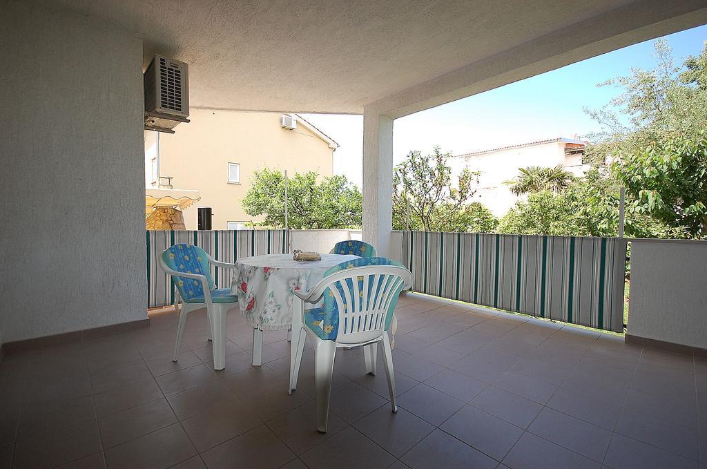 Apartments Klic Malinska Rom bilde